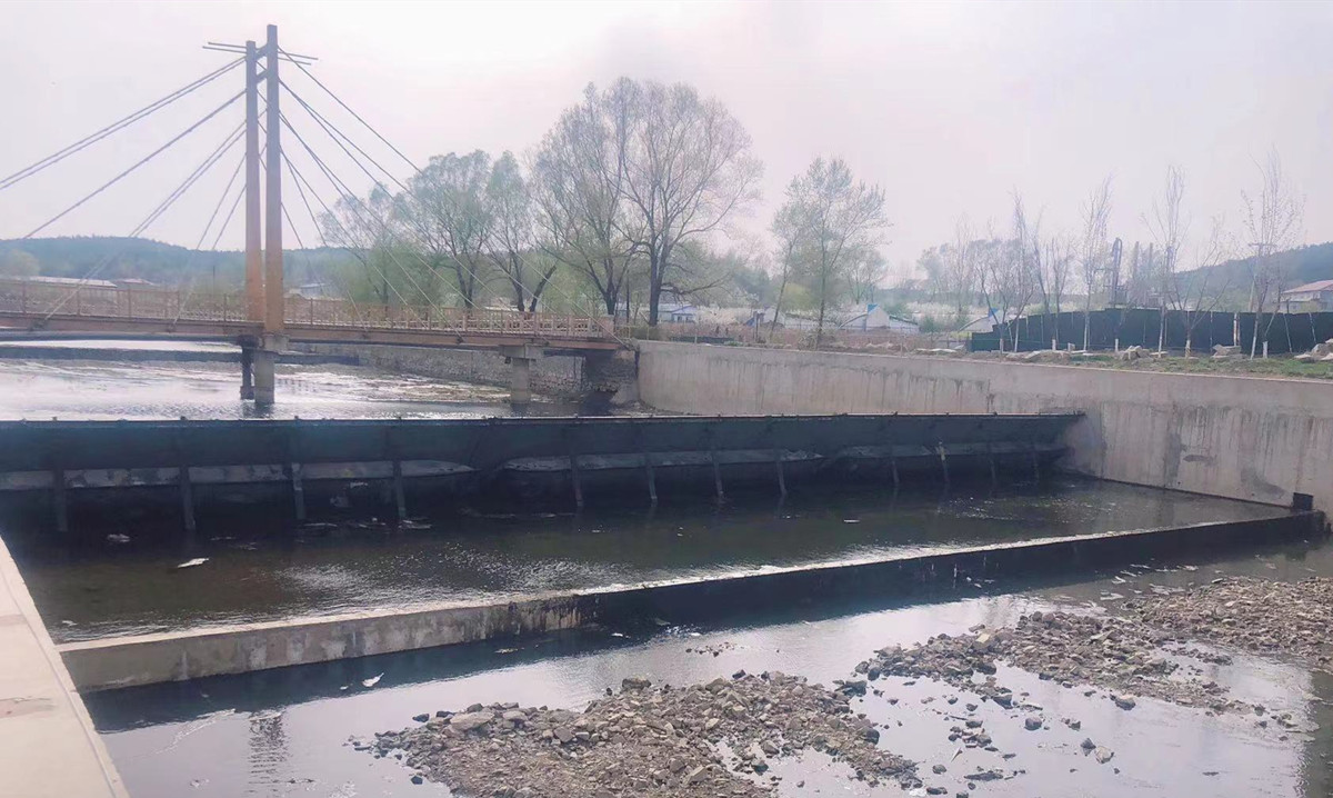 中国东北盾构式河坝